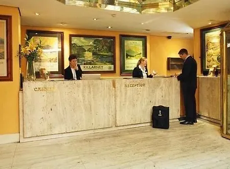 布鲁姆斯酒店 酒店 3*