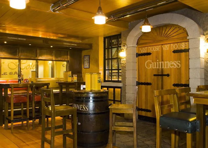 Отель Blooms Дублин