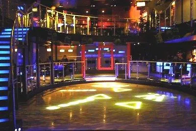 Blooms 3* דבלין