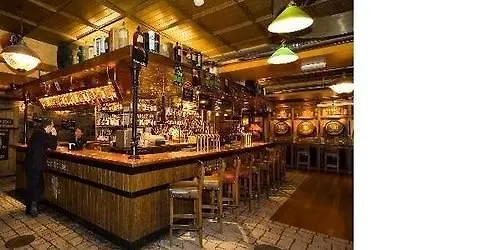 Blooms מלון דבלין